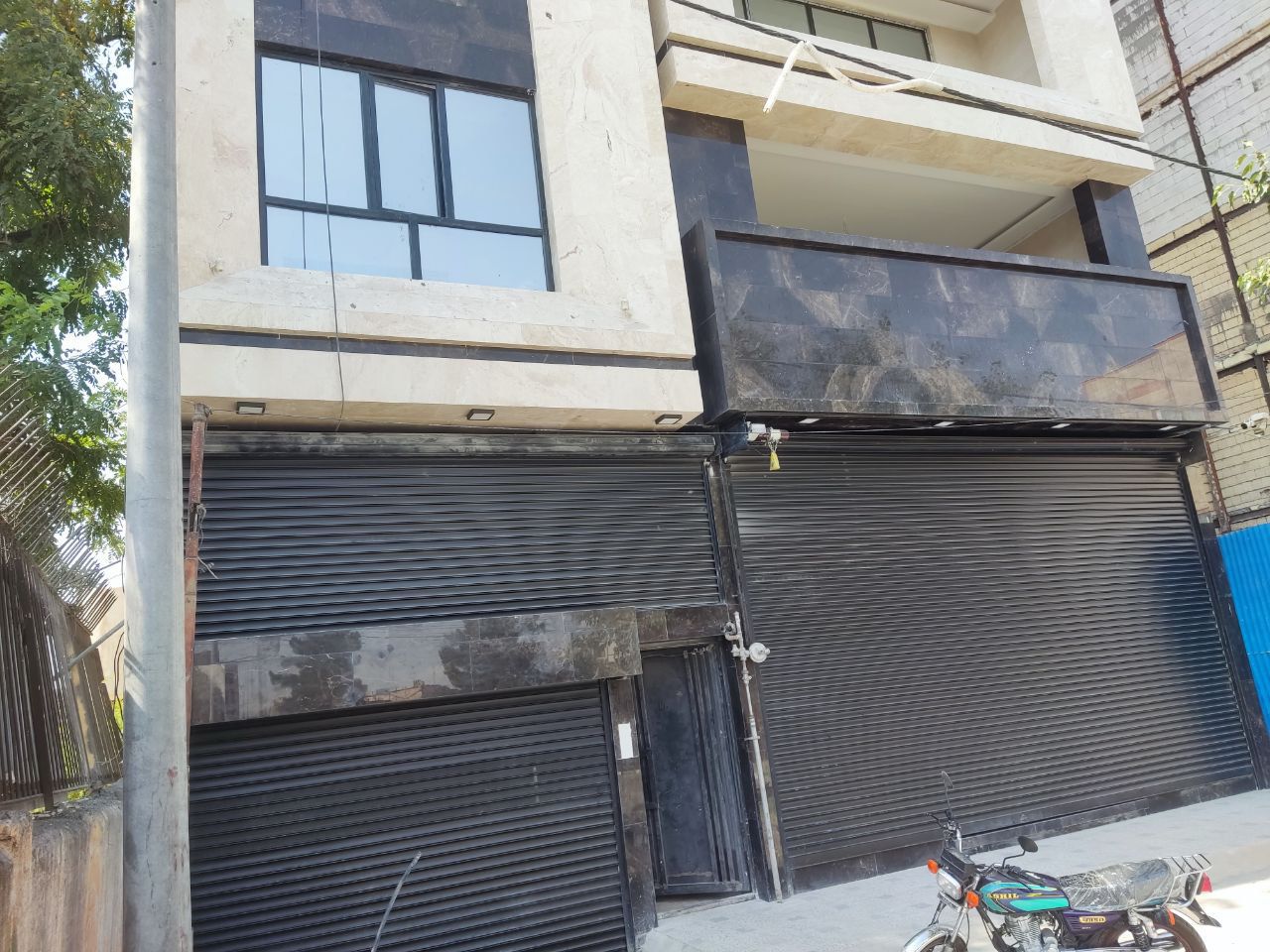 درب کرکره فولادی مشکی - پروژه جناب سیدی